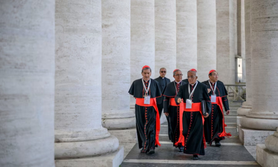 Konklava për zgjedhjen e Papës së rinë Vatikan/ Kardinalët nxitin debate për pasardhësin e kreut të Kishës