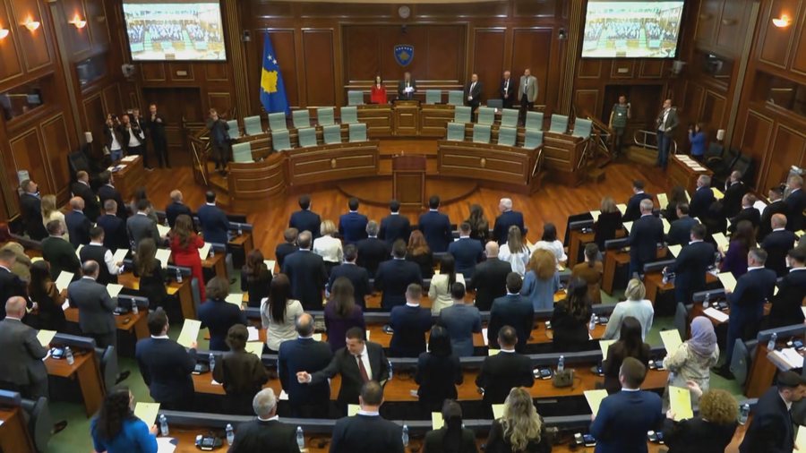 Konstituimi i Kuvendit të Kosovës dështon edhe në përpjekjen e 21-të