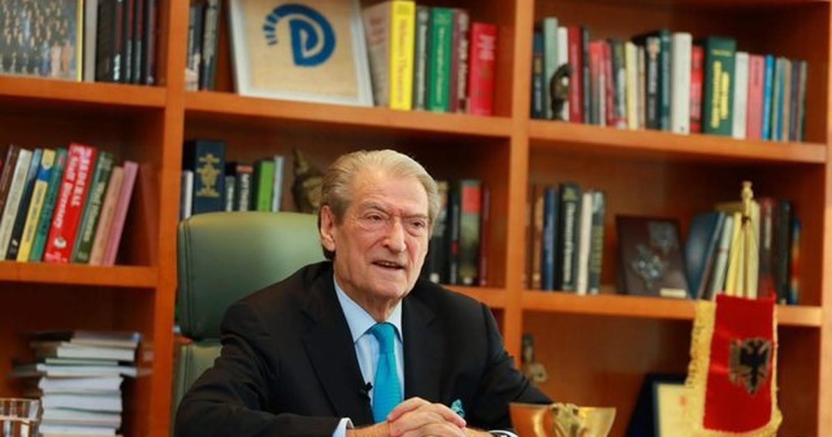 “Krimineli Vullnet Sinaj blen vota”/ Berisha denoncon skemën e blerjes së votave në Vlorë