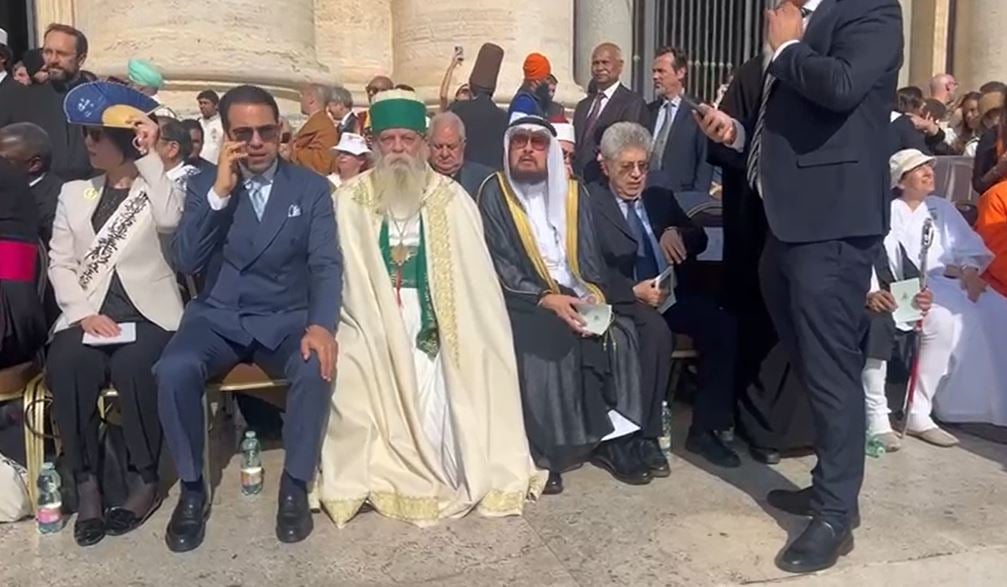 Kryegjyshi Botëror Haxhi Dedë Edmond Brahimaj kremton në Vatikan 66-vjetorin e ditëlindjes, merr urime nga pjesëmarrësit