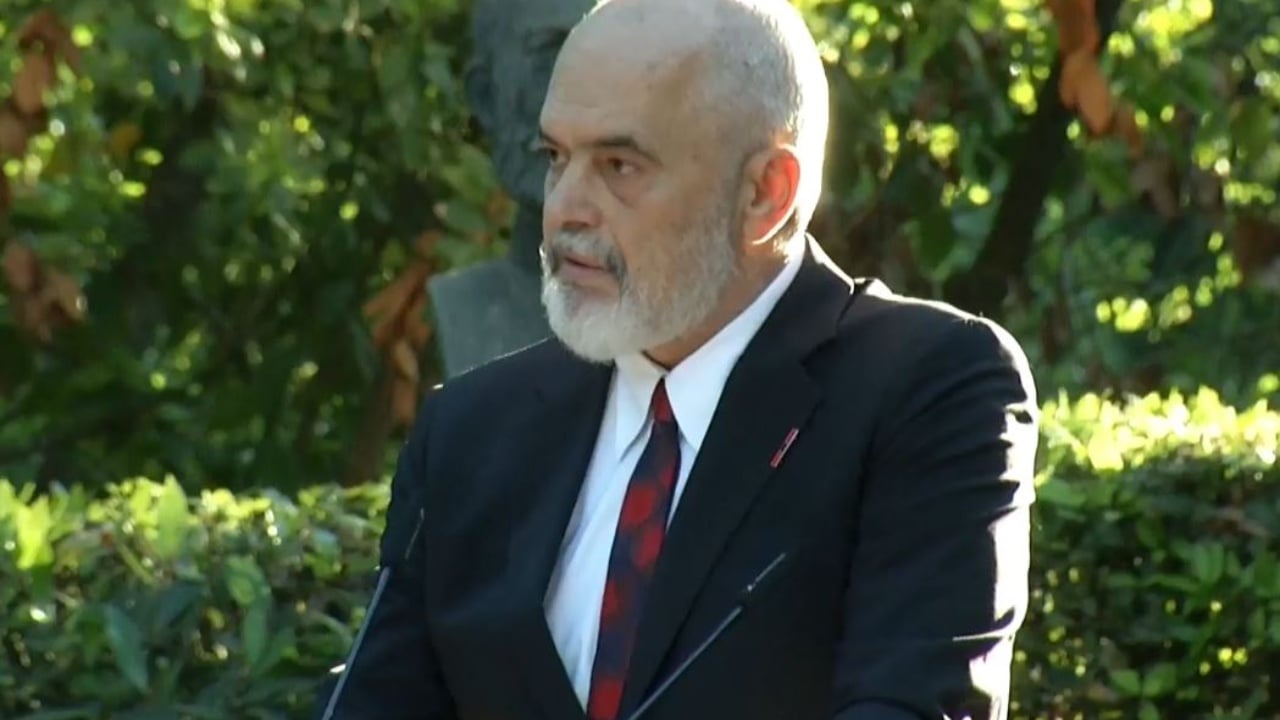 “Kufomë ambulante me kapelën e Trump”, Rama ironizon Berishën: PD ofroi për Kryeministër gomarin që nuk fluturoi