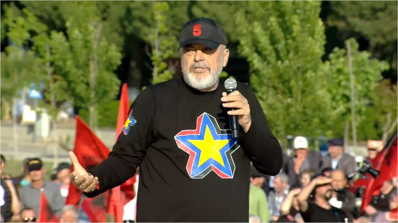 “Kur ju them çyryk mos e merrni personale”, Rama në Kuçovë: Etiketim politik