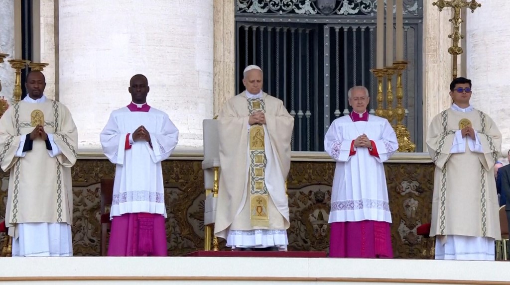 LIVE/ Ceremonia e përurimit të Atit të Shenjtë, Papa Leoni XIV fillon lutjen në Bazilikën e Shën Pjetrit