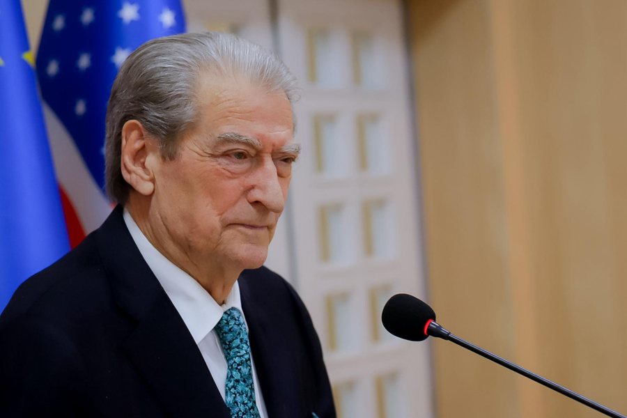 Lobimi 6 mln dollarë në SHBA, Berisha: Janë paratë e një fondacioni, s’ka lidhje me zgjedhjet!