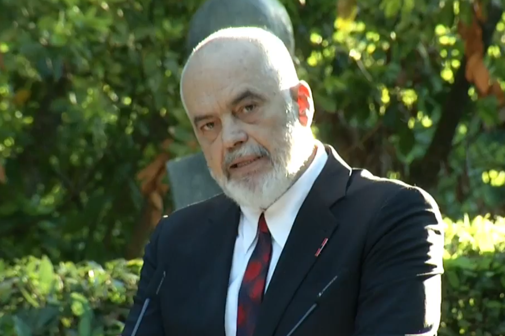 “Mandat historik”, Rama në fjalimin e fitores paralajmëron ndryshime në qeveri dhe parti