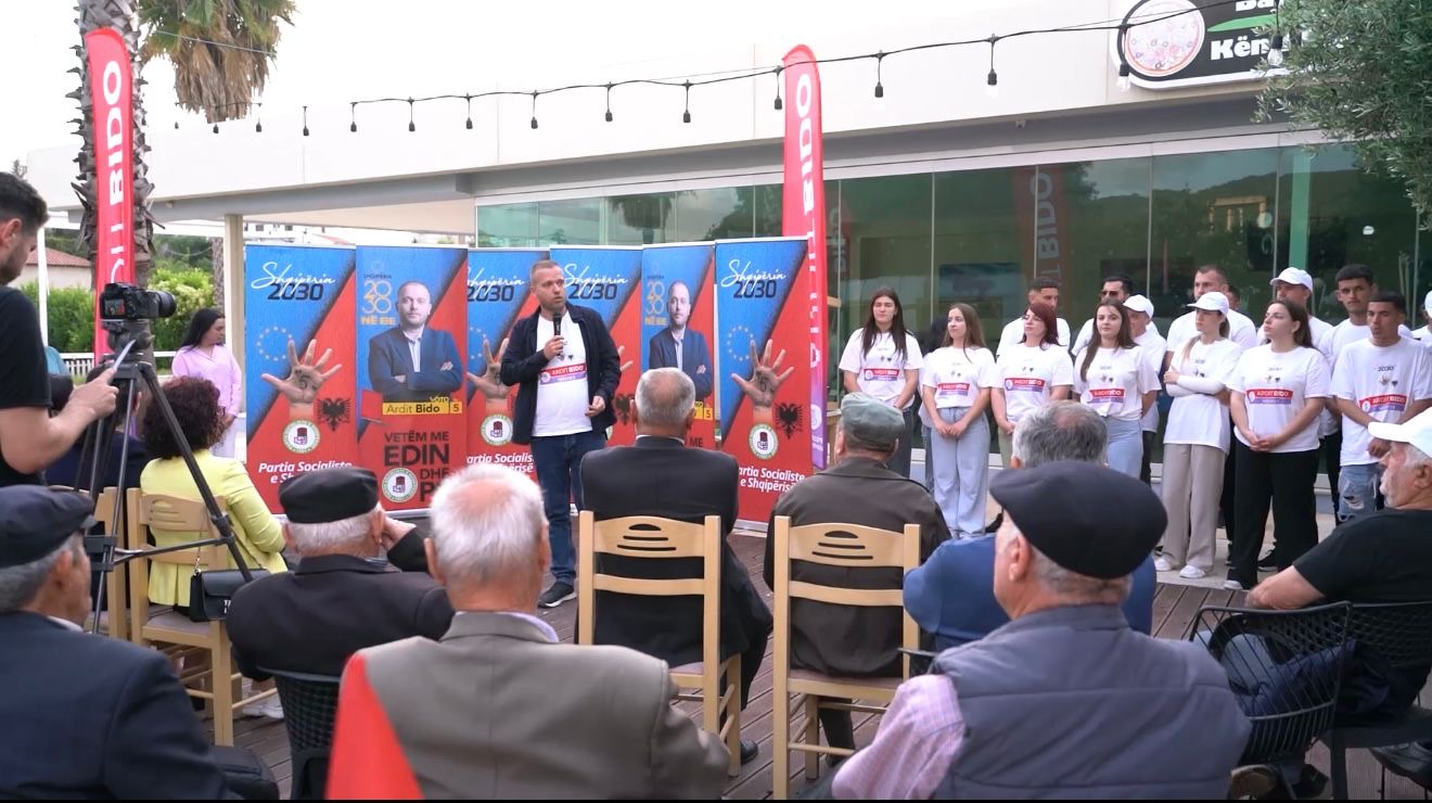 Mbi 350 qytetarë marrin pjesë në takimin elektoral të Ardit Bidos në Ksamil