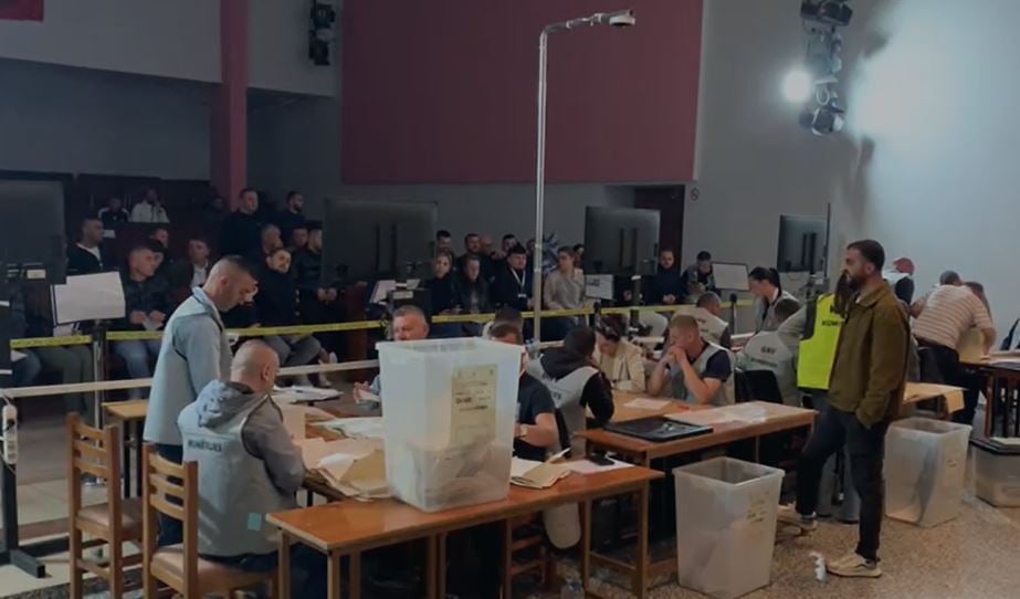 Mbyllet edhe një tjetër bashki, PD fiton me mbi 1400 vota