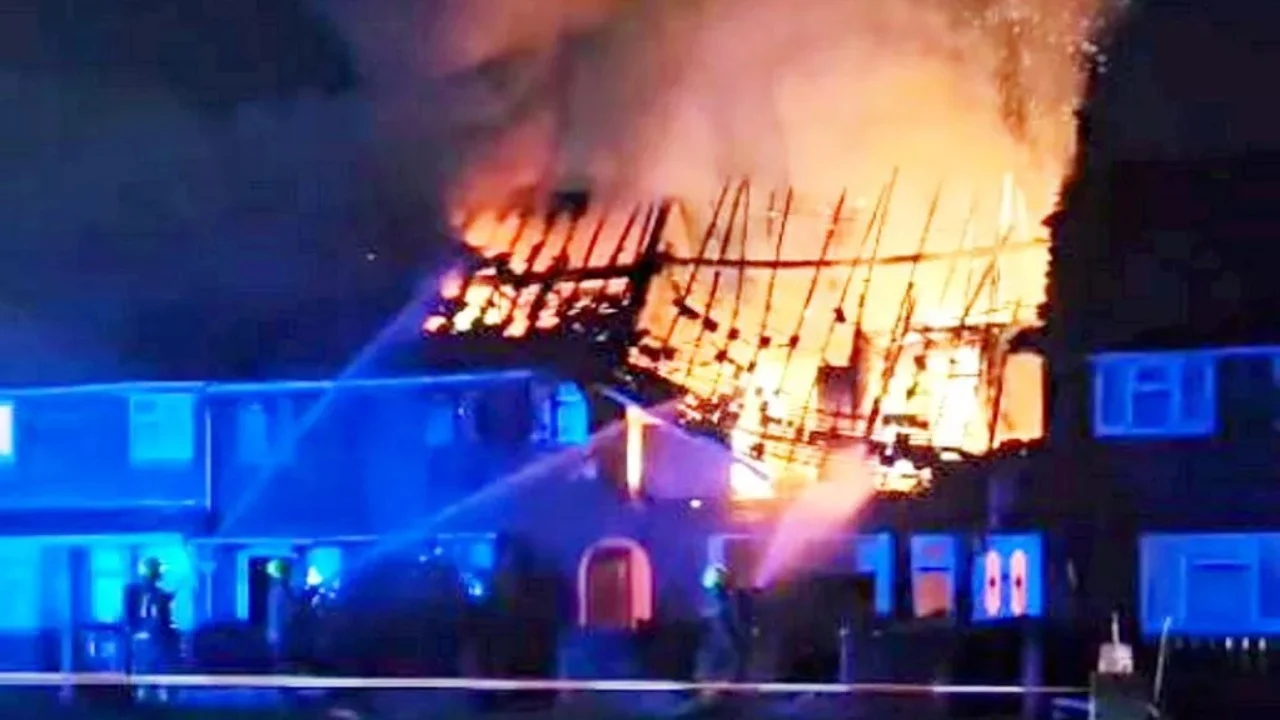 Merr flakë ‘shtëpia e barit’ në Angli, në spital me djegie te rëndë dy shqiptarë nga Tepelena