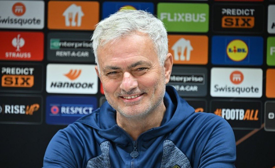 Murinjo tregon CV-në edhe kur humb 4-2: Kam më shumë finale europiane se sa futbolli turk në historinë e tij