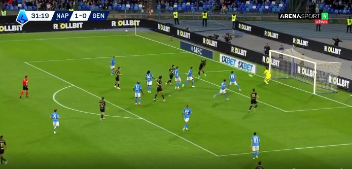 Napoli gjen avantazhin por portieri Meret e “katranos” pjesën e parë (VIDEO)