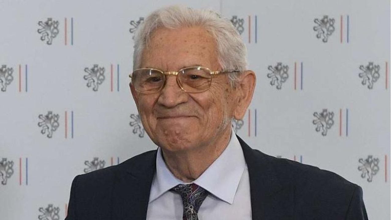 Ndarja nga jeta e Piro Milkanit, djali i regjisorit falënderon mjekët e QSUT: I shërbyen me përkushtim atij dhe çdo pacienti! Doja t’ju puthja duart