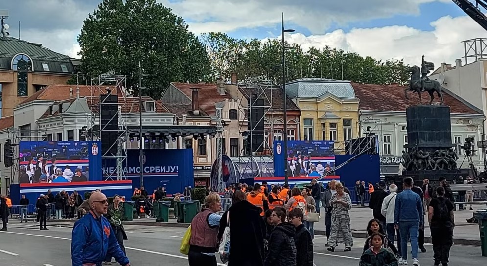 Në Nish bëhen përgatitjet për tubimin e Vuçiçit, në Suboticë për protestën studentore