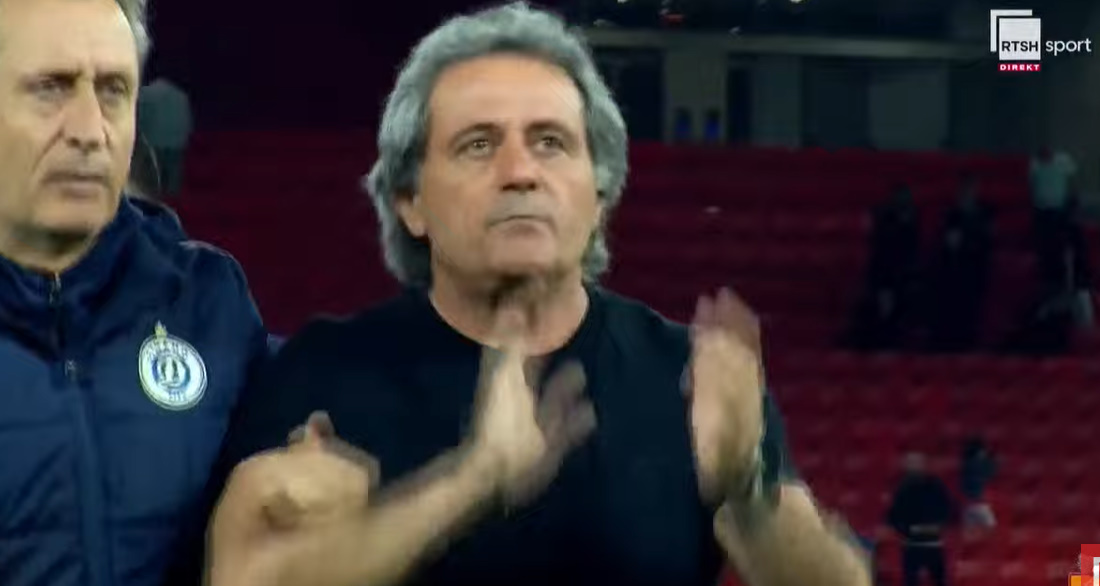 “Nëse nuk i nxjerr klubi, do t’i nxjerr unë me video ato që bëri Hamiti sot”, Daja shfryn ndaj arbitrit: Turp, nuk na dha dy penallti