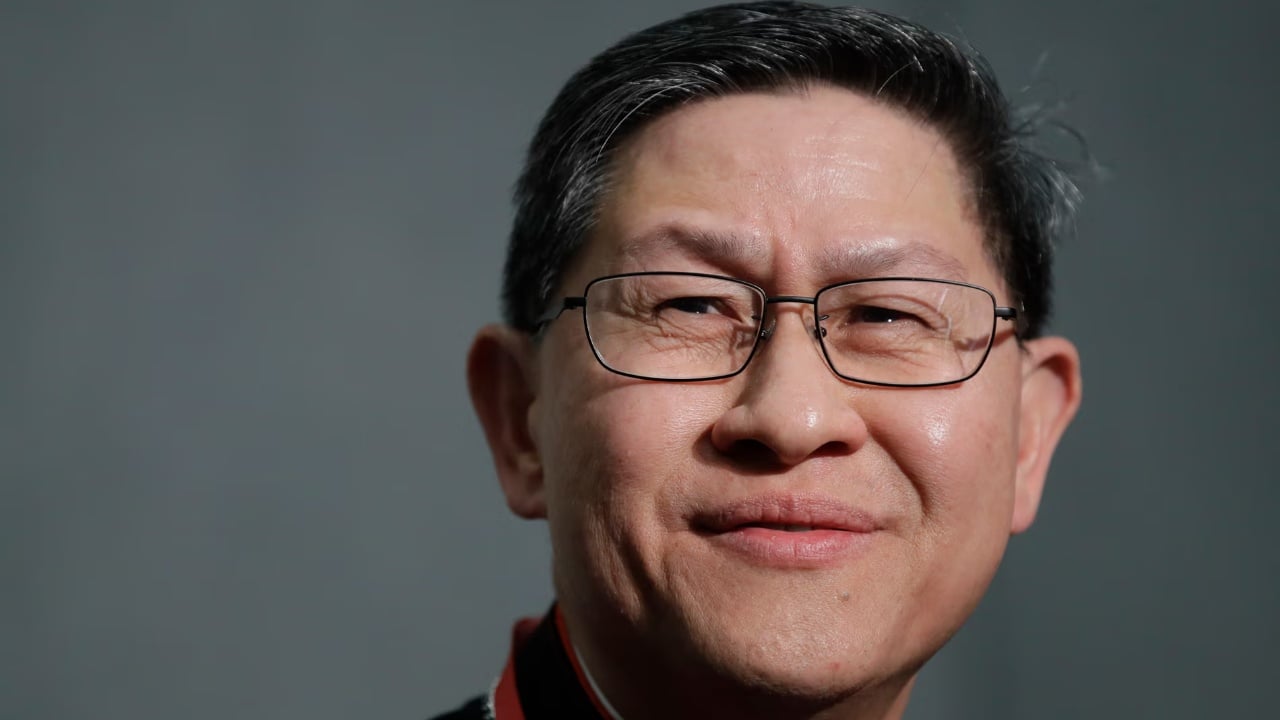 Nga karaoket në kishë! Kush është kardinali filipinas që mund të bëhet Papa i parë aziatik