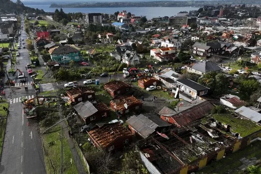 Një tornado e fortë godet Kilin jugor, duke plagosur 19 persona dhe duke dëmtuar mbi 250 shtëpi