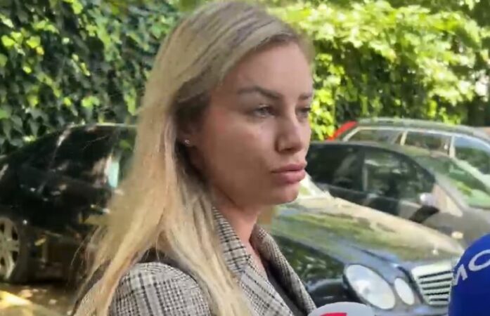 “Nuk jemi përfshirë në gjëra të tilla”/ Reagon kandidatja e PSD-së, Bozha pas arrestimit të të atit: Koha do ta provojë