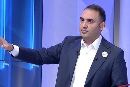 “Nuk kemi PS, kemi parti shtet”/ Reagon Belind Këlliçi: S’ka pasur zgjedhje