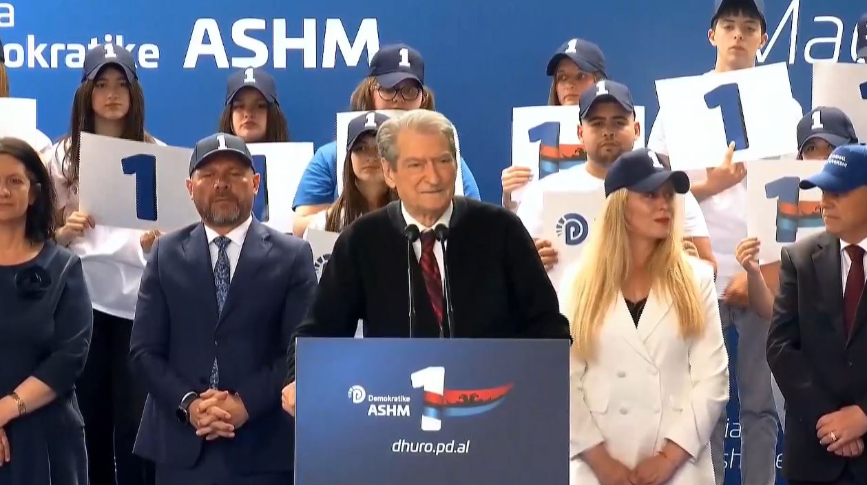 “Nuk kërkoj pushtet, dua 100 ditë”/Berisha:Po të kisha ambicie për para,sot do isha…