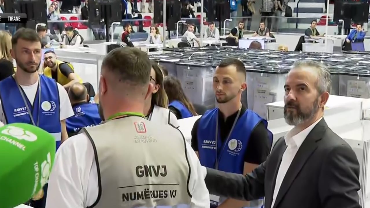 Numërohen 11/422 kuti në Korçë, PS më shumë se 709 vota avantazh ndaj PD-së. Ja si ndahen mandatet