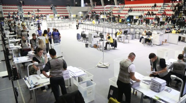 Numërohen 124 nga 198 kuti në qarkun e Gjirokastrës, PD siguron rreth 6635 vota