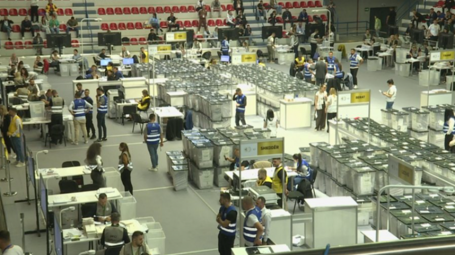 Numërohen 5 kutitë e para/ PD-ASHM kryeson në Himarë