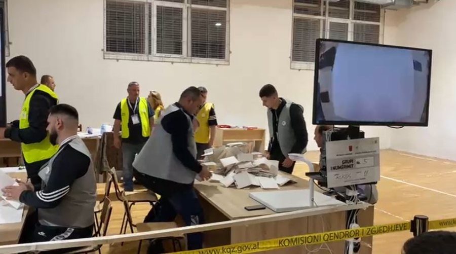 Numërohet kutia e parë në Kukës