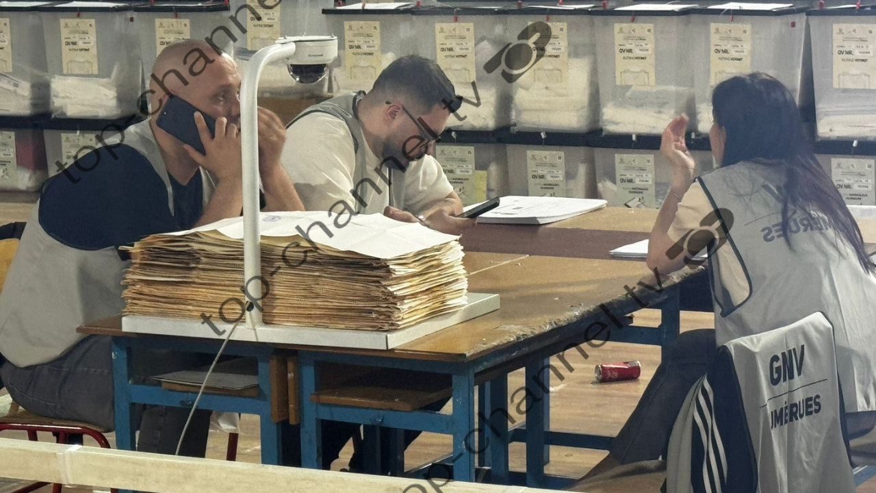 Pas pushimit të numëruesve të PD, rinis procesi në njësinë 5 në Tiranë