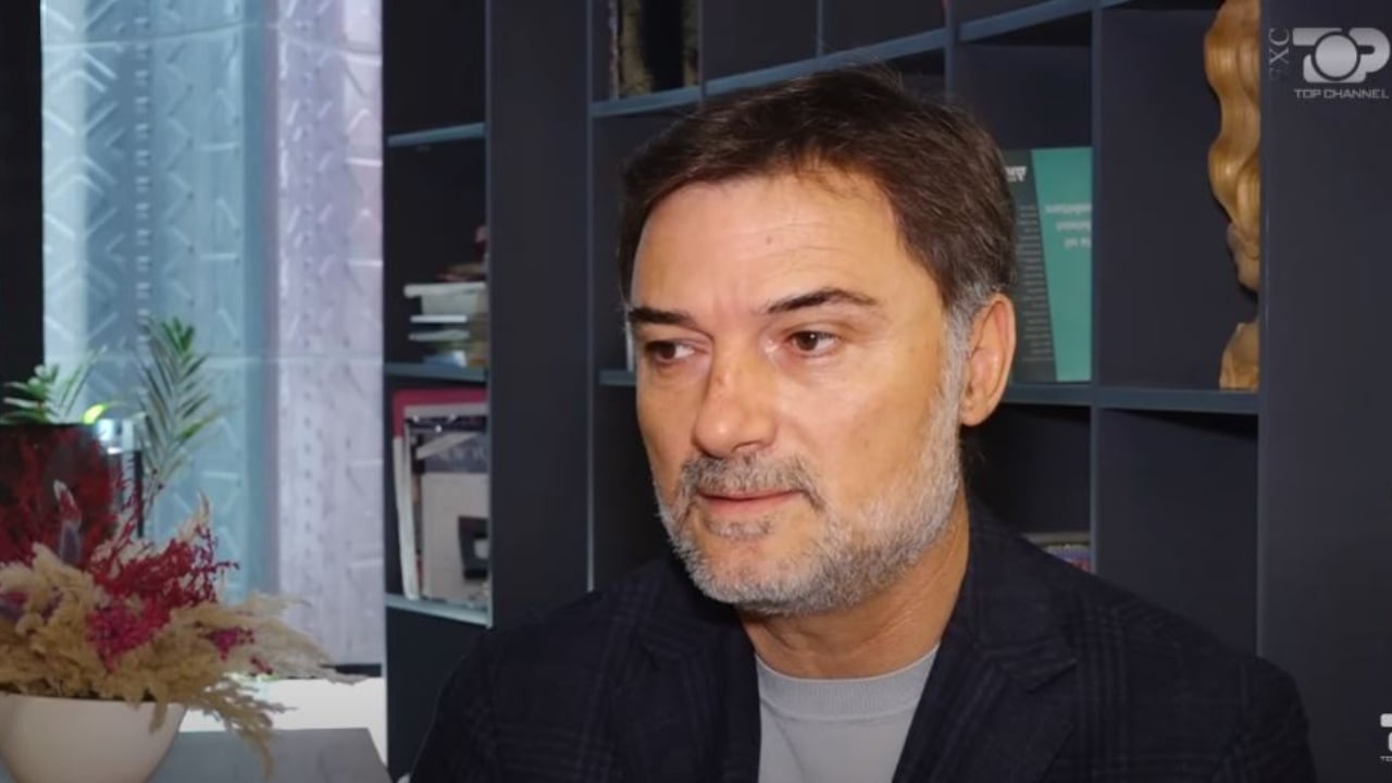 “PD po degradon”/ Alibeaj fajëson sistemin zgjedhor: Berisha dhe Rama ndanë 12 mandate në tavolinë