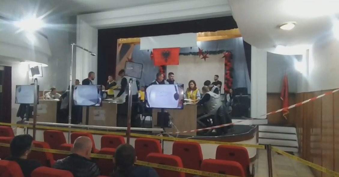 Përfundon numërimi në 3 kutitë e para të Tepelenës (Rezultati)