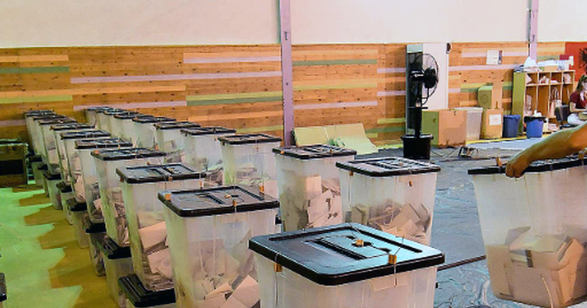 Përfundon orari zyrtar i votimit!