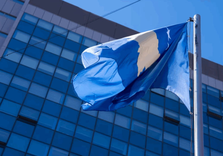 Përkeqësimi i lirisë së medias, reagon qeveria e Kosovës