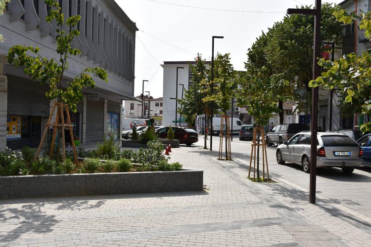 Përmet, vidhet laptopi në një shkollë, policia nis hetimet