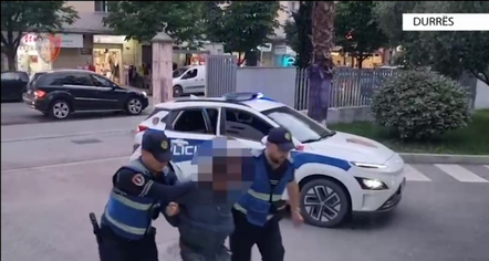 Plagosi me thikë 21-vjeçarin në Durrës, arrestohet autori i dyshuar
