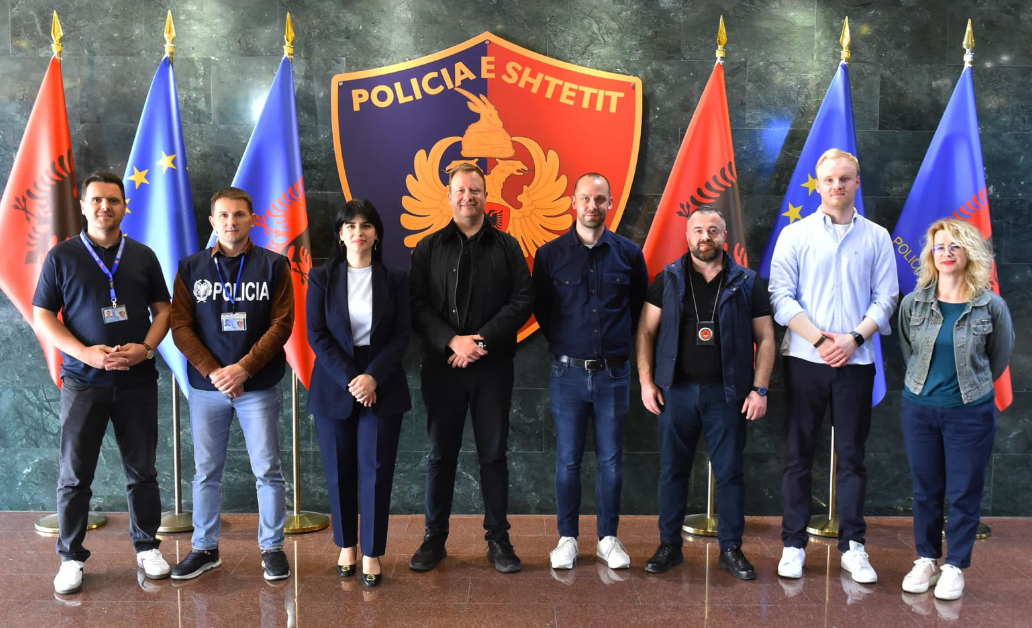 “PLATFORMA”/ Goditet grupi kriminal që shkaktoi dëm 3 milionë euro, aksion edhe në Shqipëri! Sekuestrohen mijëra euro