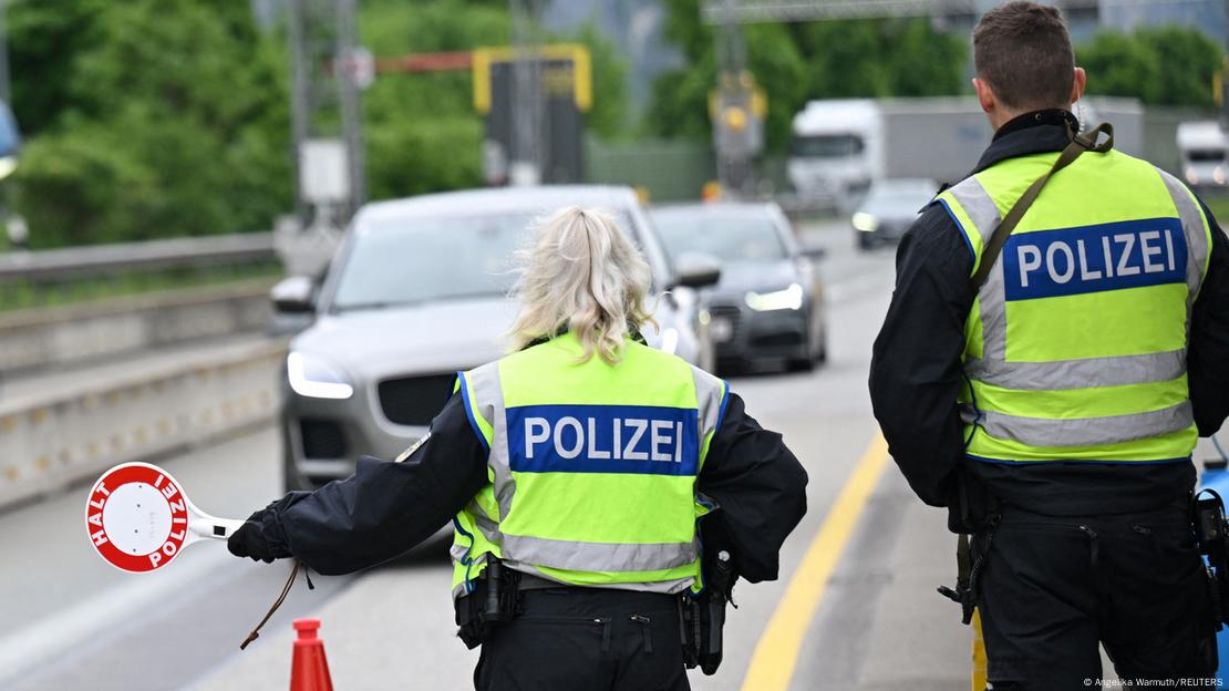 Politika gjermane ndaj refugjatëve nën kritikë: Si fitojnë para bandat e kontrabandës nga njerëzit