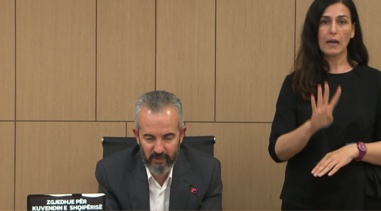 “Pritet nisja e procesit të numërimit”, Celibashi thirrje partive politike: Qetësi dhe përmbajtje nga të gjitha palët