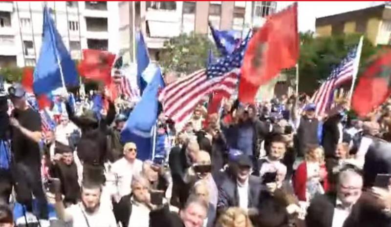 Pritje madhështore për liderin e PD në Burrel