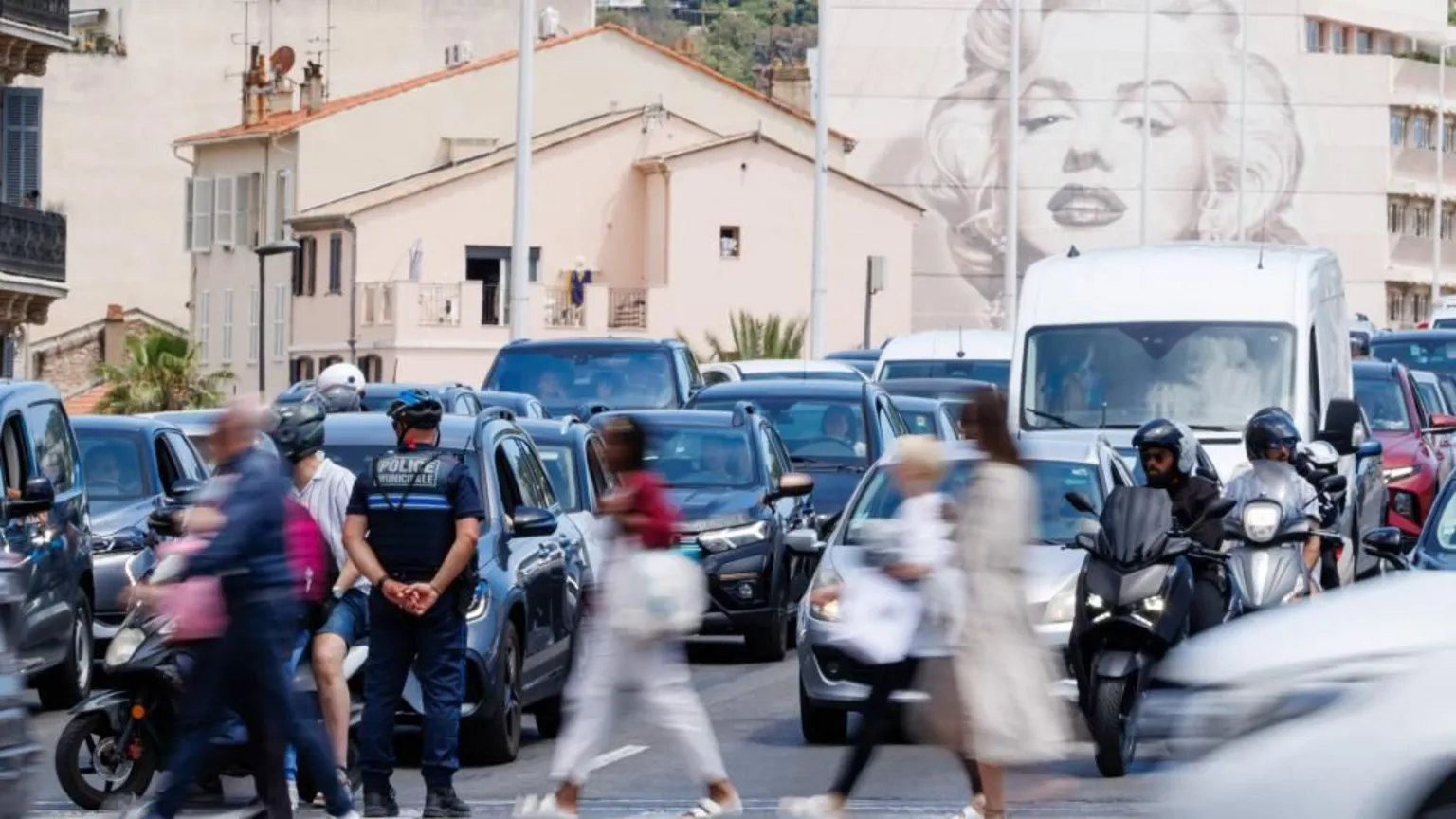 Probleme në Festivalin e Filmit në Kanë, ndërpritet qëllimisht energjia elektrike