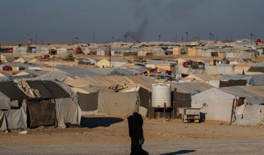 Qeveria siriane dhe kurdët bien dakord të evakuojnë familjet nga kampi al-Hol