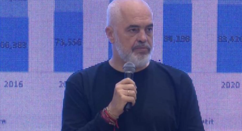 “Rama ik”/ Kryeministri i përgjigjet qytetarit në Fushë-Krujë: Vdeksha unë për ty o hudhër, plasi syri i keq