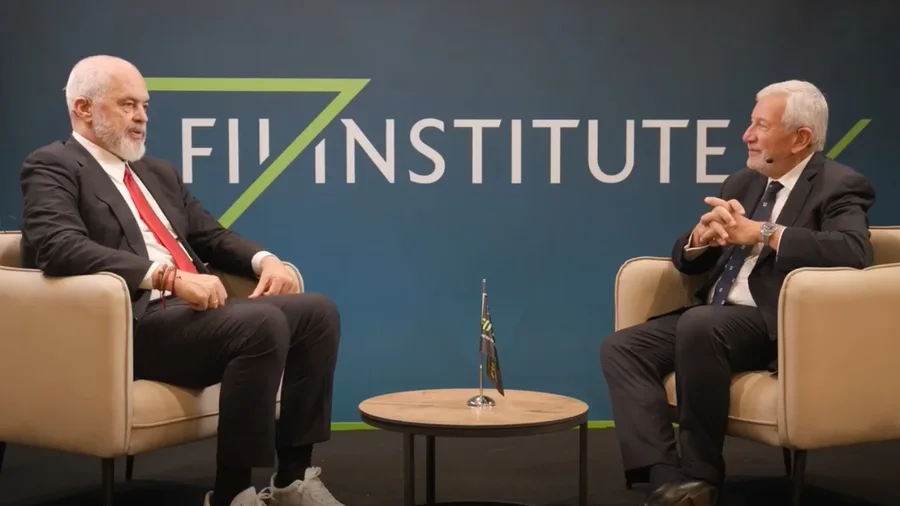 Rama, si doktor i Europës