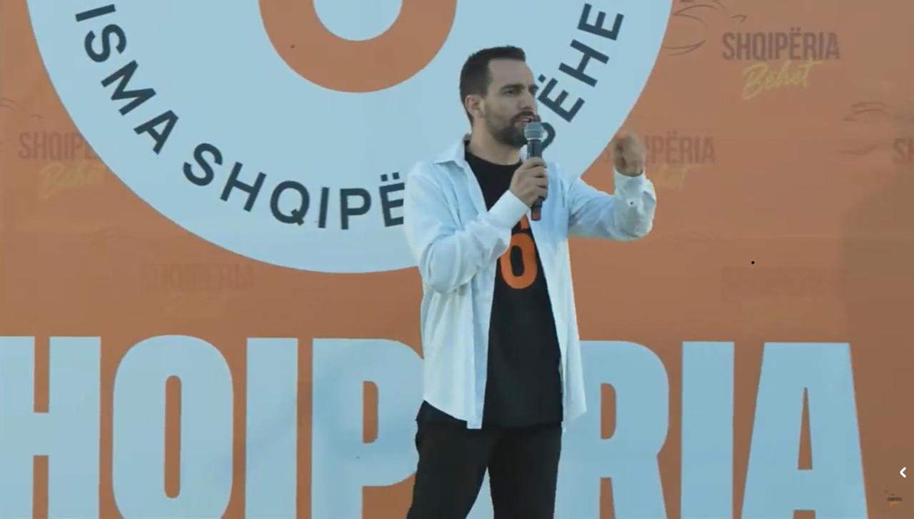 Reagimi i Adriatik Lapaj: Nuk më shantazhoni dot! S’ka metodë të ish-Sigurimit që na ndal