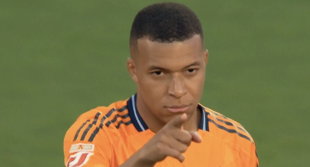 Real dhe Atletico bëjnë detyrën, Barcelona toleron Villarrealin. Kanë mbetur në lojë vetëm tre verdikte