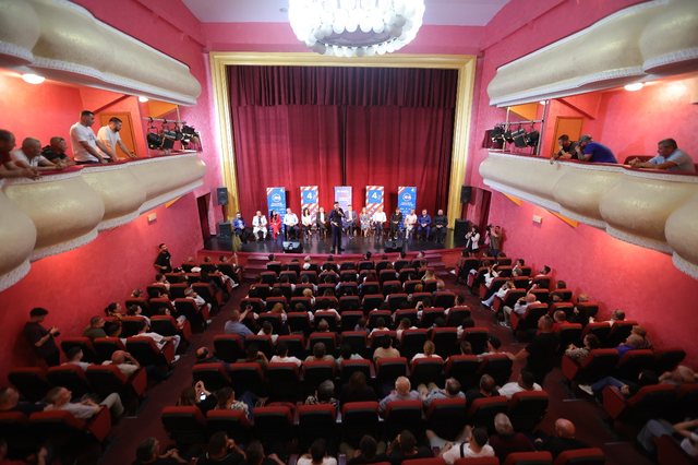 “Receta e doktorit kundër korrupsionit është rikthimi i Metës dhe Roshit”, Basha: Është koha për drejtësi, jo riciklim