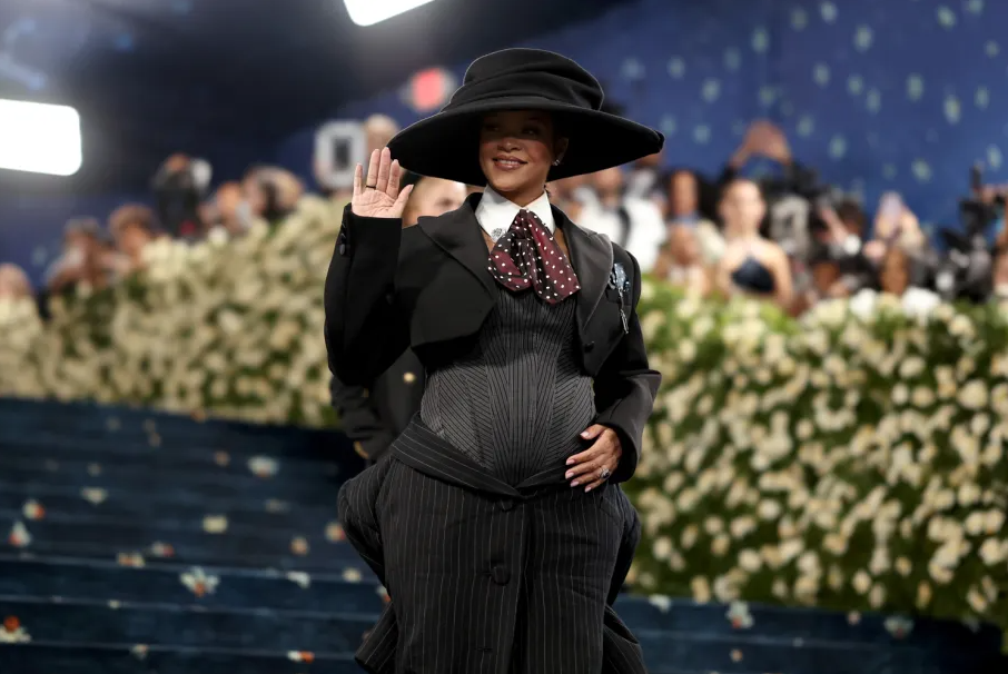 Rihanna flet për shtatzaninë e tretë: Ndihesha shumë e lodhur