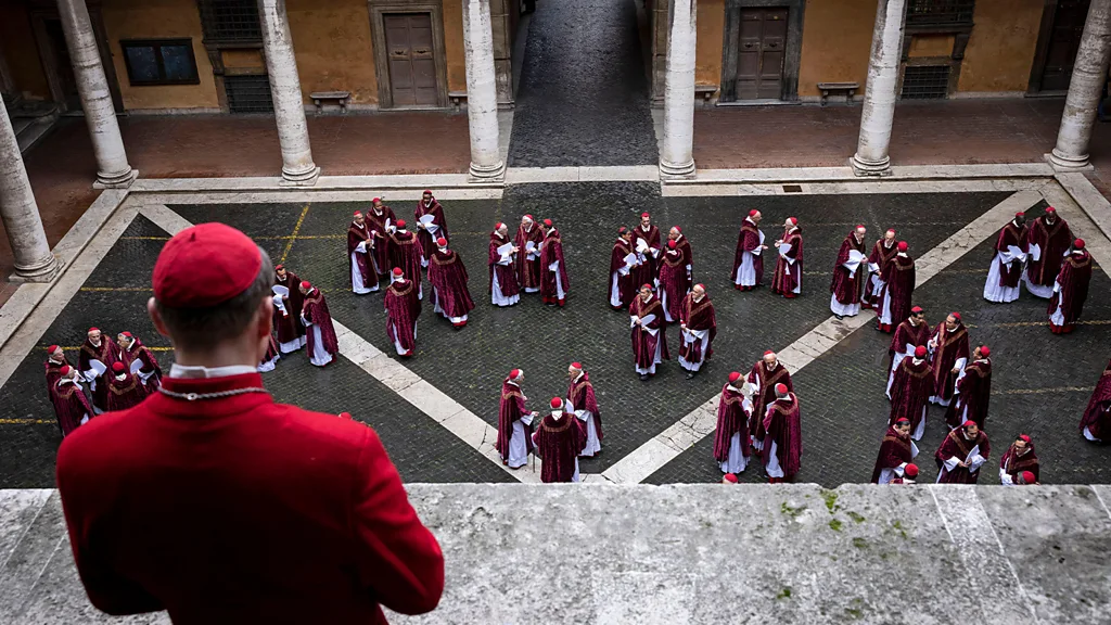 Rreziku i fshehur brenda një pjate: Çfarë hanë kardinalët gjatë konklavës?