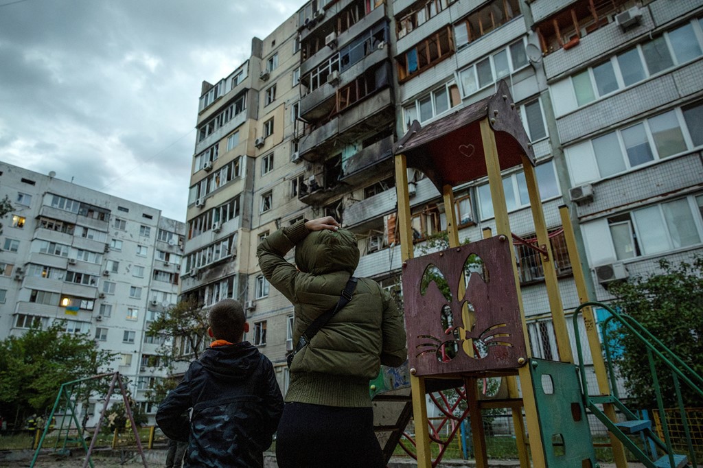 Rusia sulmon Kievin, Zelensky: Bota të bindet se shkaku i zgjatjes së luftës është Moska