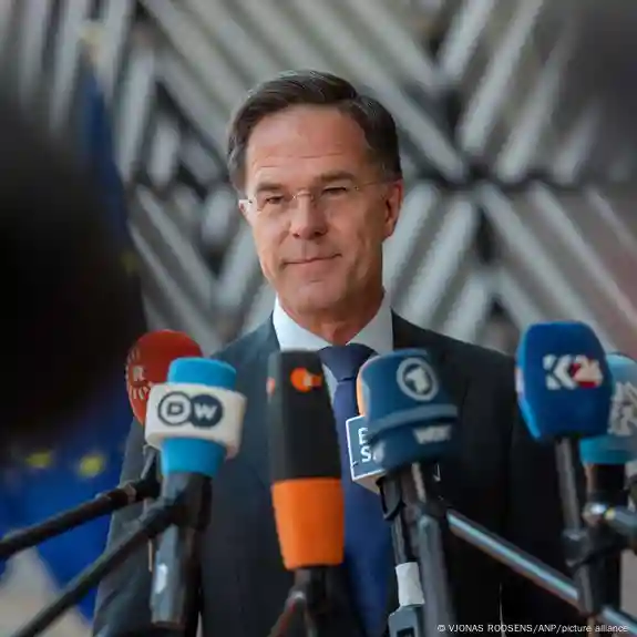 Rutte pret dakordësim për rritjen e shpenzimeve të mbrojtjes