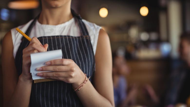 Shkolla “s’vlen më”,në bare e restorante paga e kameriereve arrin deri 200 mijë lekë