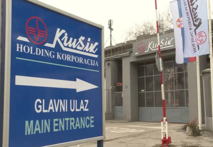 Shpërthim në një fabrikë ushtarake në Serbi, raportohet për disa të plagosur